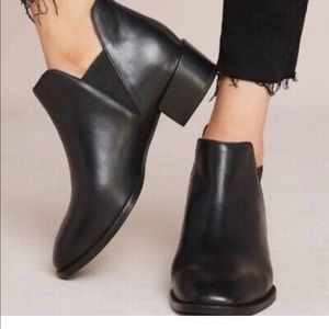 New in box Seychelles booties, black leather, size 8